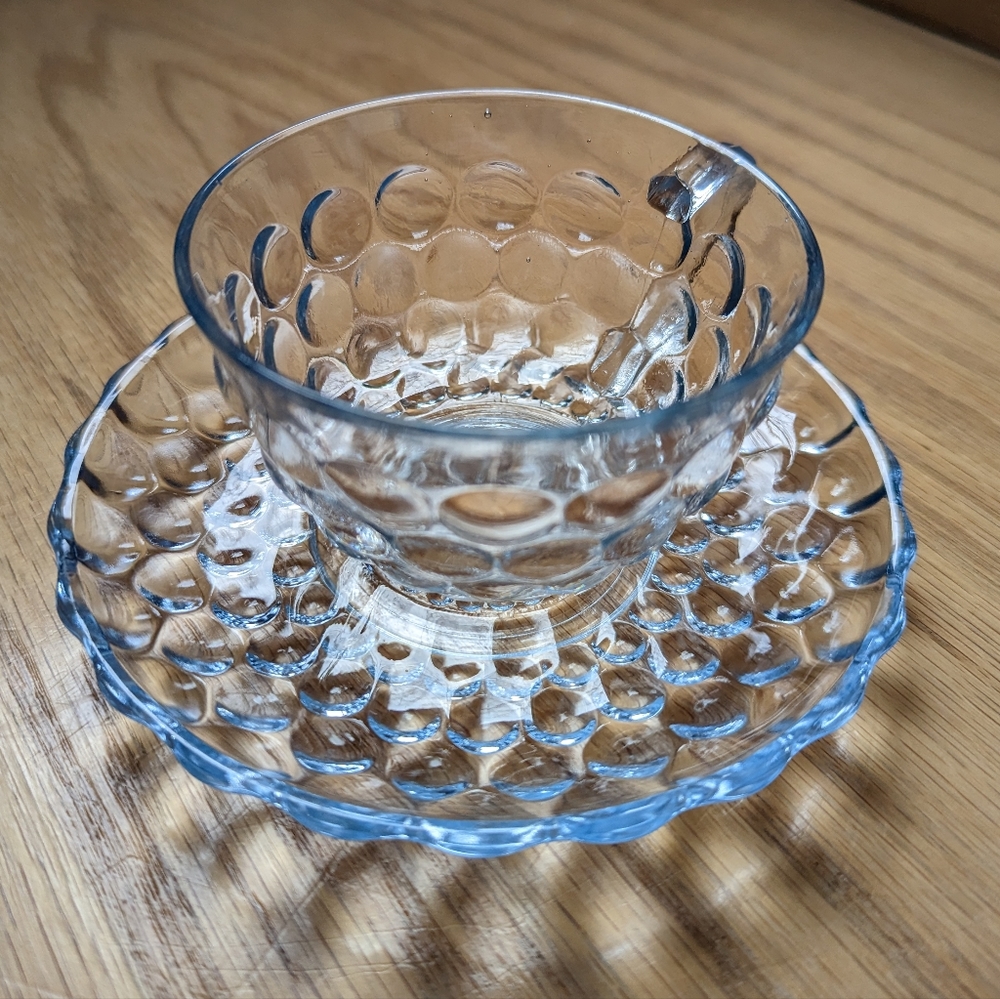 Vintage Anchor Hocking Bubble Cup + Saucers - Picture 2 of 5